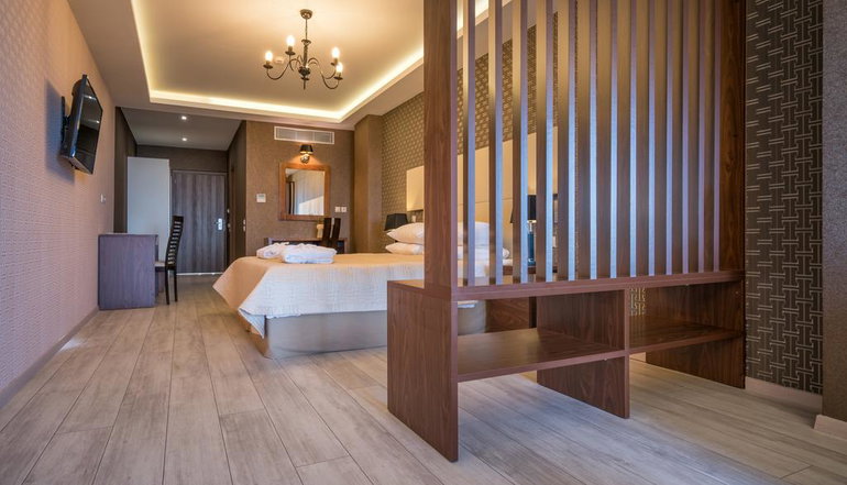 5* Elegance Luxury Executive Suites